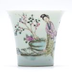 Chinese Porcelain Wine Cup Beaker Famille Rose Qianjiang Lady Tree Early 20C