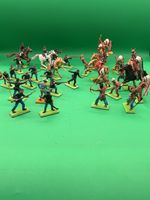 Joblot Of 30 Vintage Britains Deetail  Wild West American Cavalry & Indians 1971