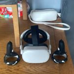 Meta Quest 3 Standalone VR Headset 120Hz 512 GB with 2 Controllers White/Black