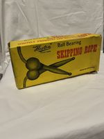 Vintage Flexten ball bearing skipping rope in original box 