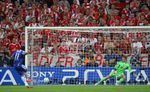 DIDIER DROGBA PENALTY 2012 CHAMPIONS LEAGUE QUALITY PHOTO PRINT CHELSEA FC