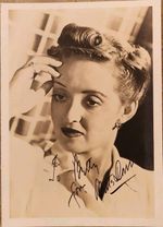 Bette Davis - the greatest Hollywood Actress signed photo 7x5". AFTAL COA