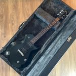 Yamaha AES420 Electric Guitar - with hardcase