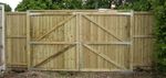 WOODEN DRIVEWAY GATES HEAVY DUTY FULLY FRAMED ALL SIZES WITH IRONMONGERY