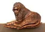 UNUSUAL LARGE BRONZED RESIN LION FIGURE PLAQUE IN GOOD CONDITION
