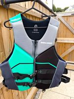 Sea-Doo Freedom M Foam Buoyancy Life Jacket Vest Zip Closure Waterski/Wake