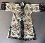 Bai Hua Hand Embroidered Silk Robe Vintage Chinese Size M