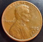 SUPER RARE 1982 D SMALL DATE LINCOLN ONE CENT WITH DD AND TRIPLE STRIKE 3.1g