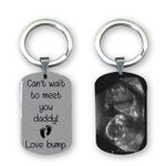 Daddy To Be Gift Custom Fathers Day Keyring - Can't Wait To Meet You from Bump