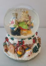Vintage Christmas Snow Globe Musical Wind Up Ornament  Santa VGC