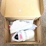 adidas Advantage CF I Unisex Baby Trainers White/Pink UK 4 EU 20 GW6501