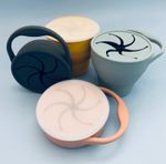 2 X COLLAPSIBLE TRAVEL SNACK POT CUP BOWL LID TODDLER BABY SILICONE- 2 Pcs