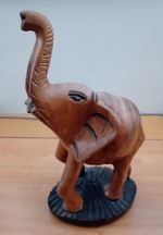 HEAVY HANDCARVED WOODEN ELEPHANT FROM SOUTH AFRICA (36cm high, over 2Kg)