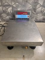 Bench Scales Ohaus 3000 T32XW Series ExtremeW Locosc Scale 100g- 15KG Metal