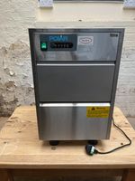 POLAR T-316 ICE MAKER - Countertop Ice Machine 20kg Output.