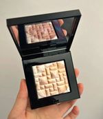 Bobbi Brown Highlighting Powder Highlighter Pressed Powder Compact - Pink Glow