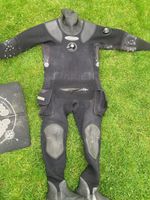 Great black dry suit mens ML O Three Scuba diving