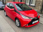 Toyota Aygo x-Pression 2015 5 Door Hatchback Red
