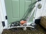 Earthway Precision Garden Seeder Model 1001-B with Seed Wheels