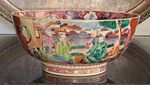 Beautiful Chinese Qing Manderin Porcelain Bowl with Figures in Lakeside Garden