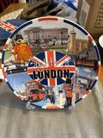 Sights Of London Collectible Plate Decorative Plate With Stand Brand New In Box