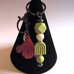 Beaded Tassel Keyring Keychain Green & Pink Beads, Silver Tone Metal Plastic