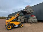 JCB 514-40 Compact Telehandler Hire Forklift Rental Self-Drive Hire Day Week