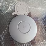 Ubiquiti Networks UniFi U6 Lite Wifi 6 Wireless Access Point White plus bracket 