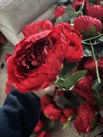 123 X ARTIFICIAL RED PEONIES USED ONCE