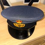 Great Britain Military Surplus Blue Peaked Cap Crown & Wings Badge Black Peak