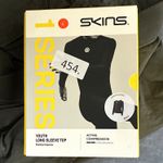 Skins Series 1 Youth Long Sleeve Base Layer Top Firm Compression Black L