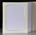 Portrait Portfolio/Leporello for 47 Photos 15x20 - Cream Mit Silver Edge -