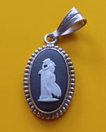 Vintage Silver Wedgwood Jasperware Pendant.   EB4-8