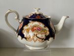 ROYAL ALBERT HEIRLOOM  TEAPOT