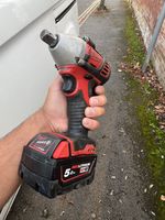 Milwaukee M18ONEFHIWF34-0 High-Torque 3/4" Impact Wrench with 5Ah Battery