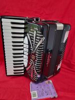 SONOLA 72 BASS ACCORDION LIGHTWEIGHT MODEL