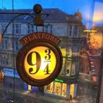Platform 9 3/4 Hanging Light Sign Wall Mounted Illuminated Lamp Harry Potter