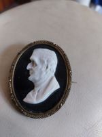Fabulous Royal Worcester Porcelain Brooch  Duke Of Wellington Commemorative 1852