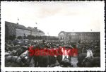 I12/26 WW2 ORIGINAL PHOTO OF GERMAN HORSESGATHERED IN TOWN SQUARE