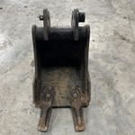 Rhinox JCB 8008 Digging Bucket - 9" / 230mm  nearly New 25mm Pins
