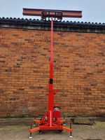 Brand new multi purpose electric pillar lifter ideal for building materials