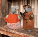 2 Large Vintage Felt Mice Lady and Gentleman Mouse 9cm Kitschy Cute Retro 1960s