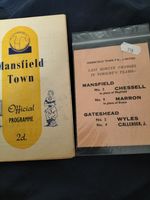 RARE VINTAGE MANSFIELD TOWN V GATESHEAD 25TH AUGUST 1952 PLUS SCARCE INSERT