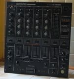 Pioneer DJM 500 Mixer, FULLY SERVICED! All New Faders & more Excellent Condition