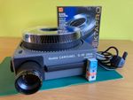 Kodak Carousel S-AV 2055 Slide Projector, Zoom Lens, Carousel Tray & carry case
