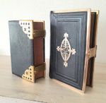 TWO ANTIQUE CLASPED BOOKS OF COMMON PRAYER, FINE BINDINGS, VG CONDITION, 1860s