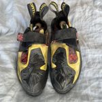 La sportiva Skwama Climbing Shoes EU 40.5. Well used, with life,  resoled once.