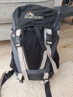 Macpac Tekapo 25+  grey daypack - excellent New Zealand brand