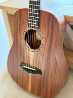Baby Taylor BT2 Acoustic Guitar Mahogany with Gig Bag