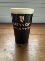 Vintage Guinness Bar-Top Light-Up Display Pint Display - VGC